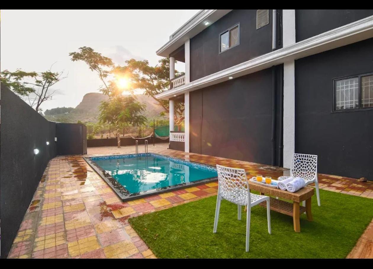 Empyrean Stay Ll 3Bhk Ll Black Horse Villa Ll Ac Ll Private Pool Ll Wifi II Lux Ll Лонавала Экстерьер фото