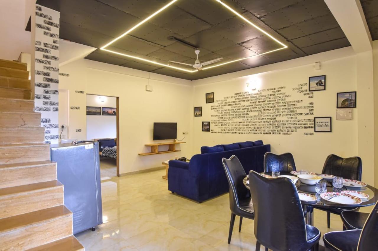 Empyrean Stay Ll 3Bhk Ll Black Horse Villa Ll Ac Ll Private Pool Ll Wifi II Lux Ll Лонавала Экстерьер фото