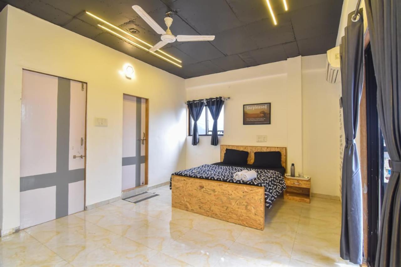 Empyrean Stay Ll 3Bhk Ll Black Horse Villa Ll Ac Ll Private Pool Ll Wifi II Lux Ll Лонавала Экстерьер фото